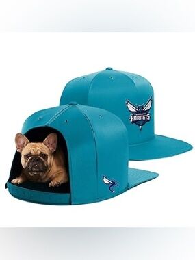 NEW NBA Charlotte Hornets Jade/White Plush Pet Nap Cap Dog Bed Small 27"x19